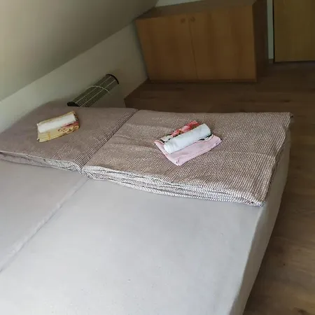 Nyaraló Prazdninovy V Ceskem Raji